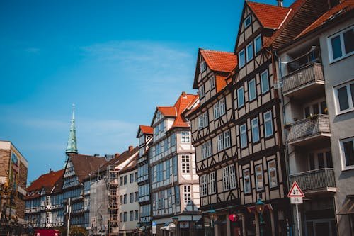Les grandes tendances de l’expatriation en 2025 : où partent les Français et pourquoi ?